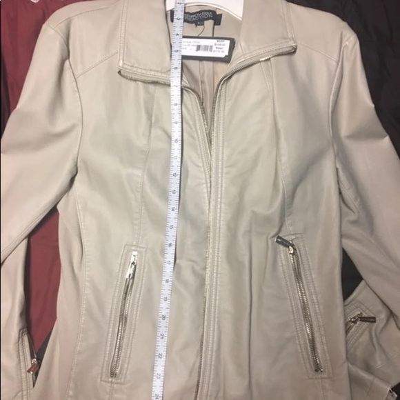 Ladies jacket - Picture 8 of 8